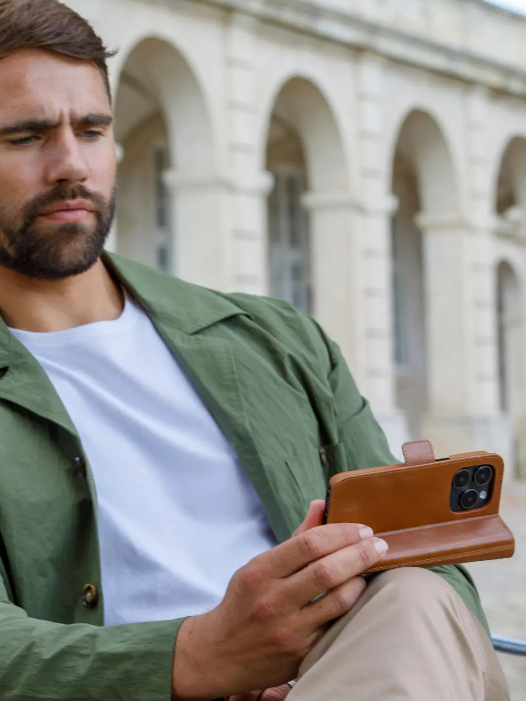 Copenhagen - iPhone 16e/15/14/13 - Tan Phone Case