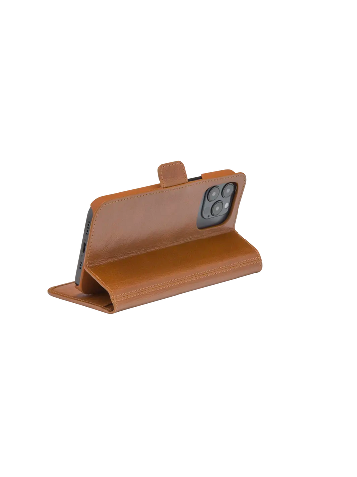 Copenhagen Slim - iPhone 13 Pro - Tan Phone Case