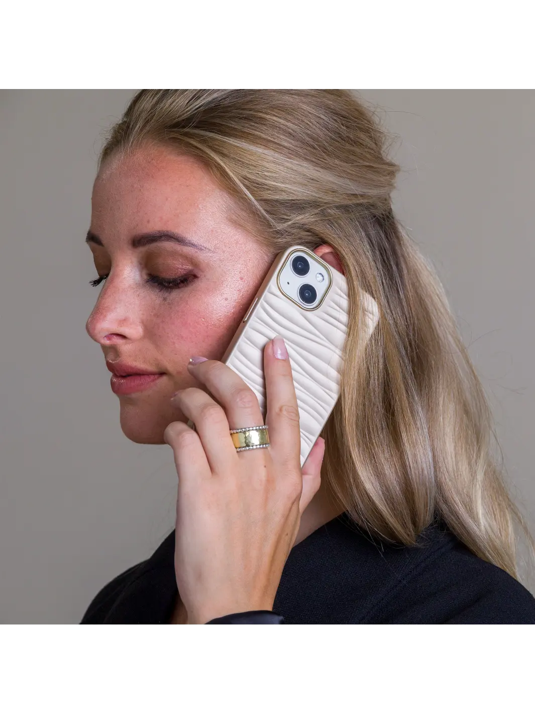 Dune - iPhone 14 Pro - Sand Phone Case