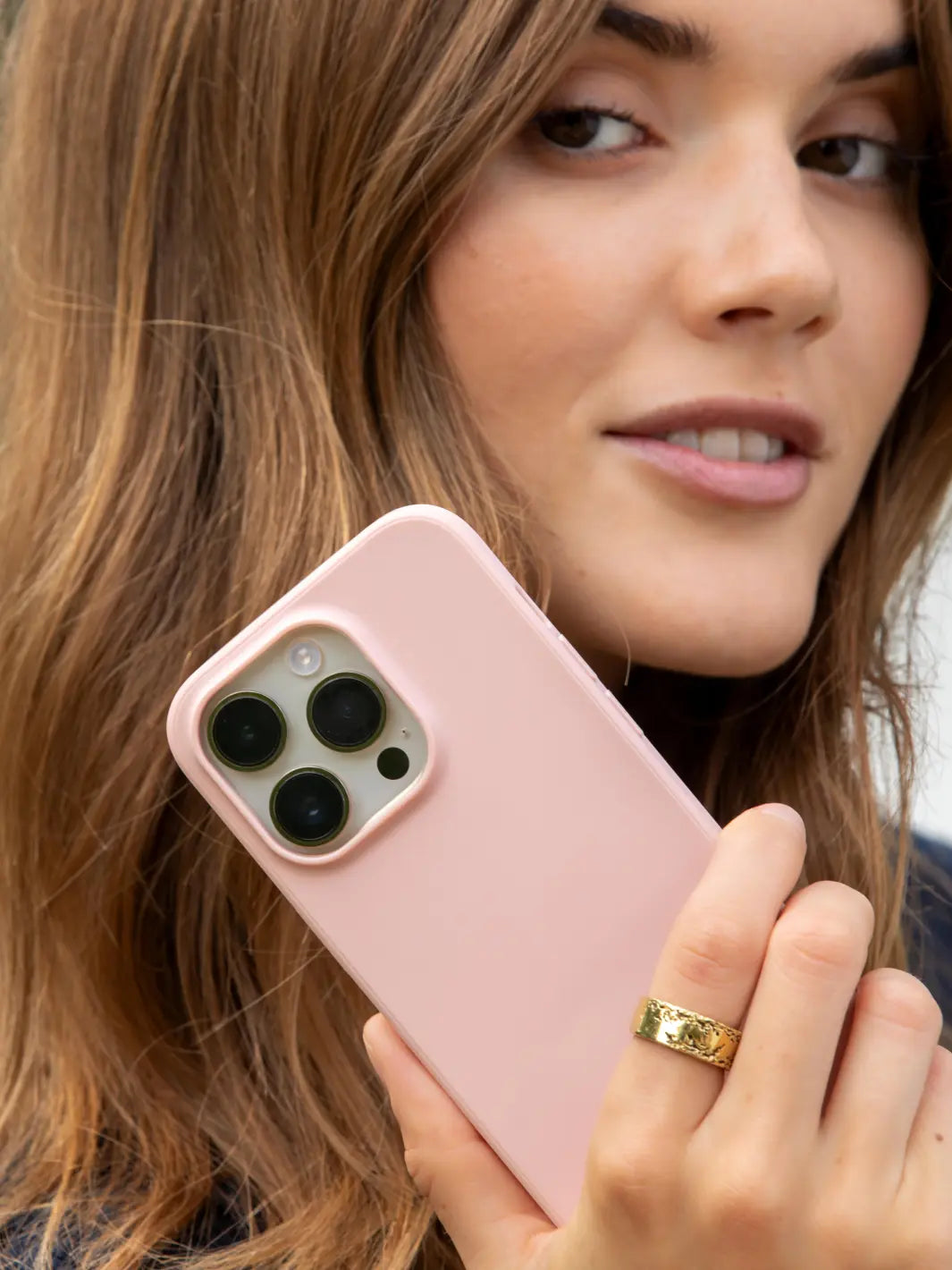 Greenland - iPhone 16e/15/14/13 - Pink sand Phone Case