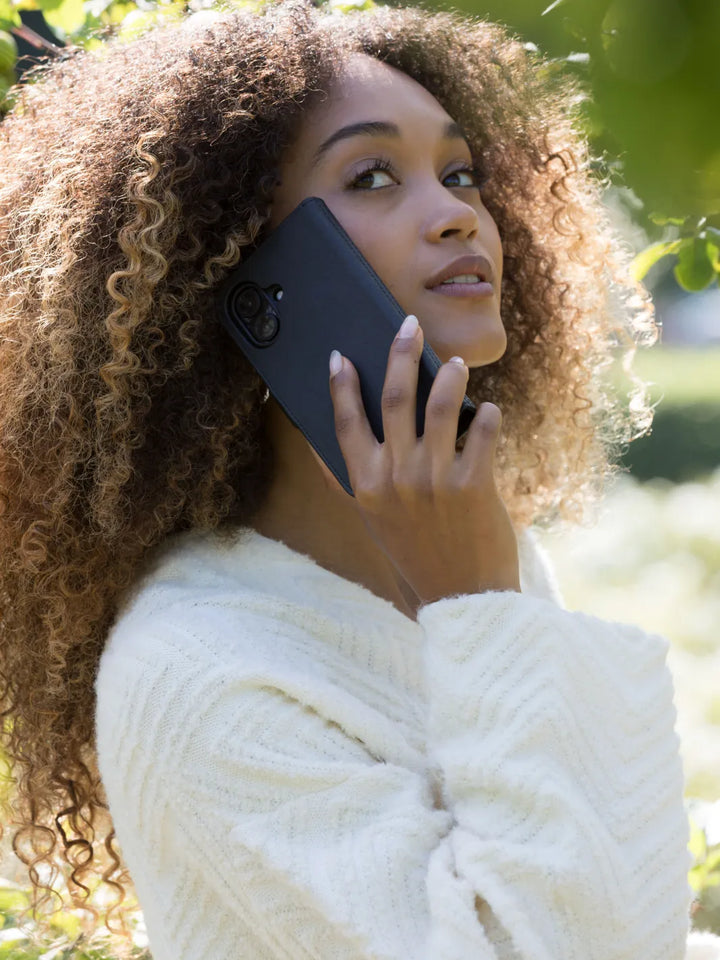Lynge MagSafe - iPhone 16 - Black Phone Case