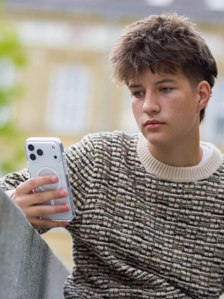 Iceland Pro MagSafe - iPhone 17 Pro Max - Clear Phone Case