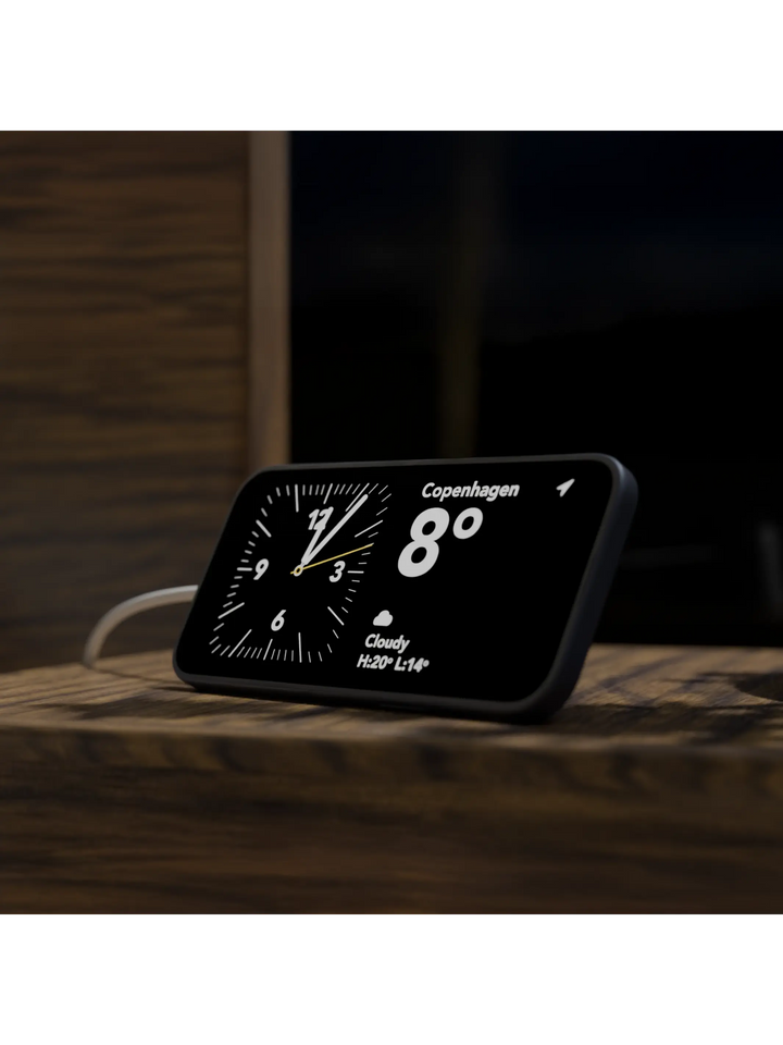 Wireless Magnetic Charger w/ stand - Qi2.2 25W - Aluminium Power Adapters & Chargers