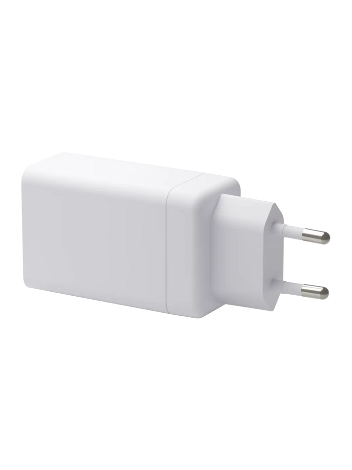 re-charge IT - EU-Wandladegerät - 2xUSB-C 65W + 1xUSB-A - Weiß