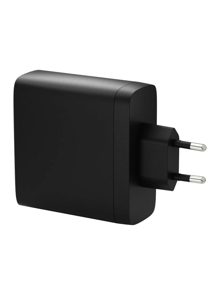 re-charge IT - Bundle - 140W EU Wandladegerät & 2m USB-C Kabel - Schwarz