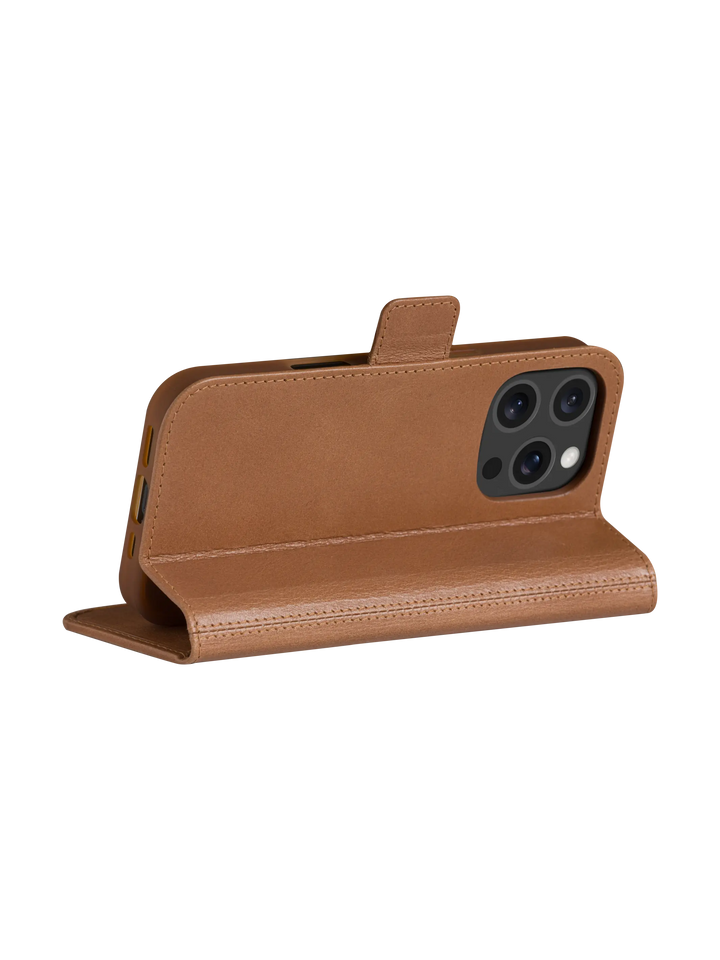 Copenhagen - iPhone 16 Pro - Tan Phone Case