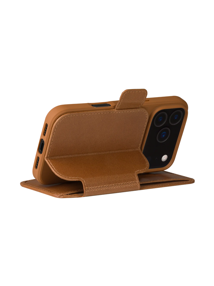 Copenhagen - iPhone 18 Pro/17 Pro - Tan Phone Case