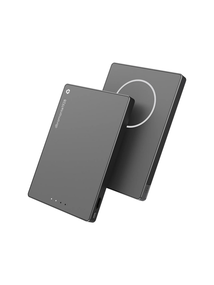 Power Bank - 5K mAh Built-in USB-C Cable & magnetic attachment - Titanium