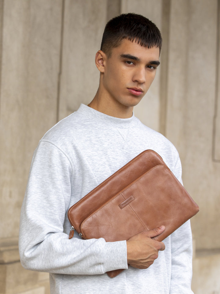 Skagen Pro+ - MacBook Pro 14"/up to 14” Laptop - Tan Computer Sleeve