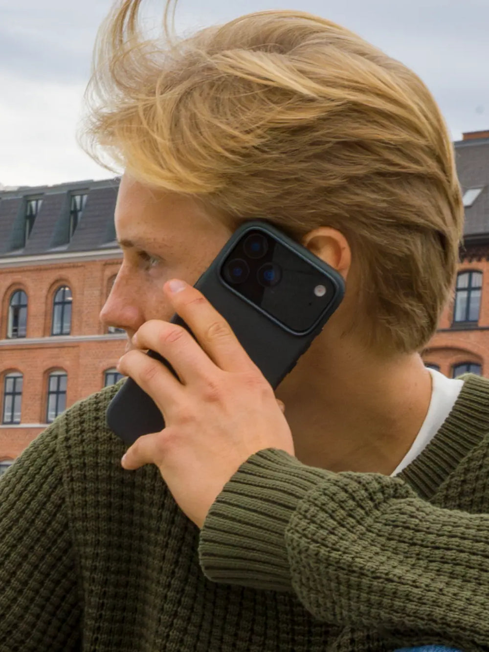 Roskilde MagSafe ICON - iPhone 17 Pro - Forest Shadow Phone Case